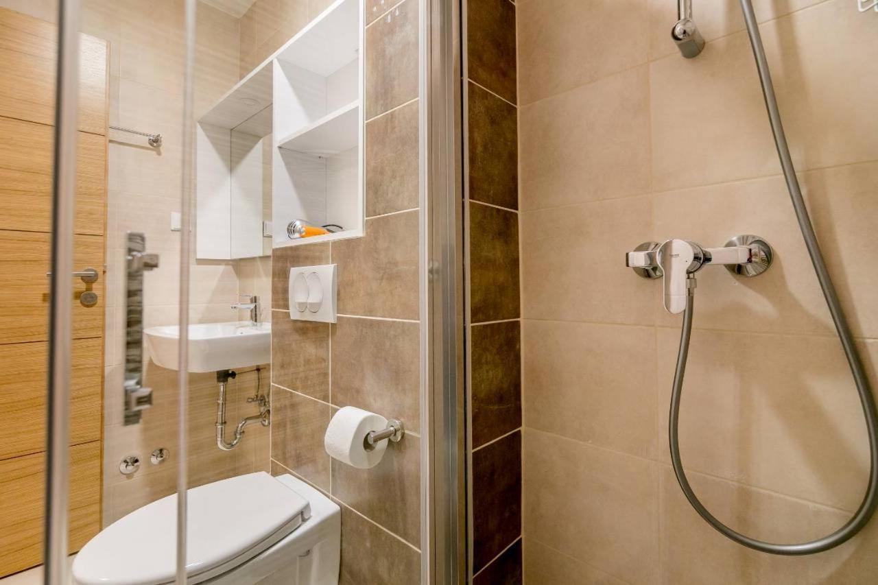 Apartmani Luka Мелине Екстериор снимка